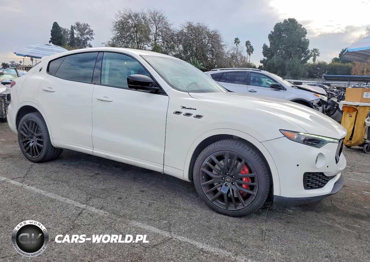 2023 Maserati Levante Modena VIN:ZN661YUM2PX411502 - 4