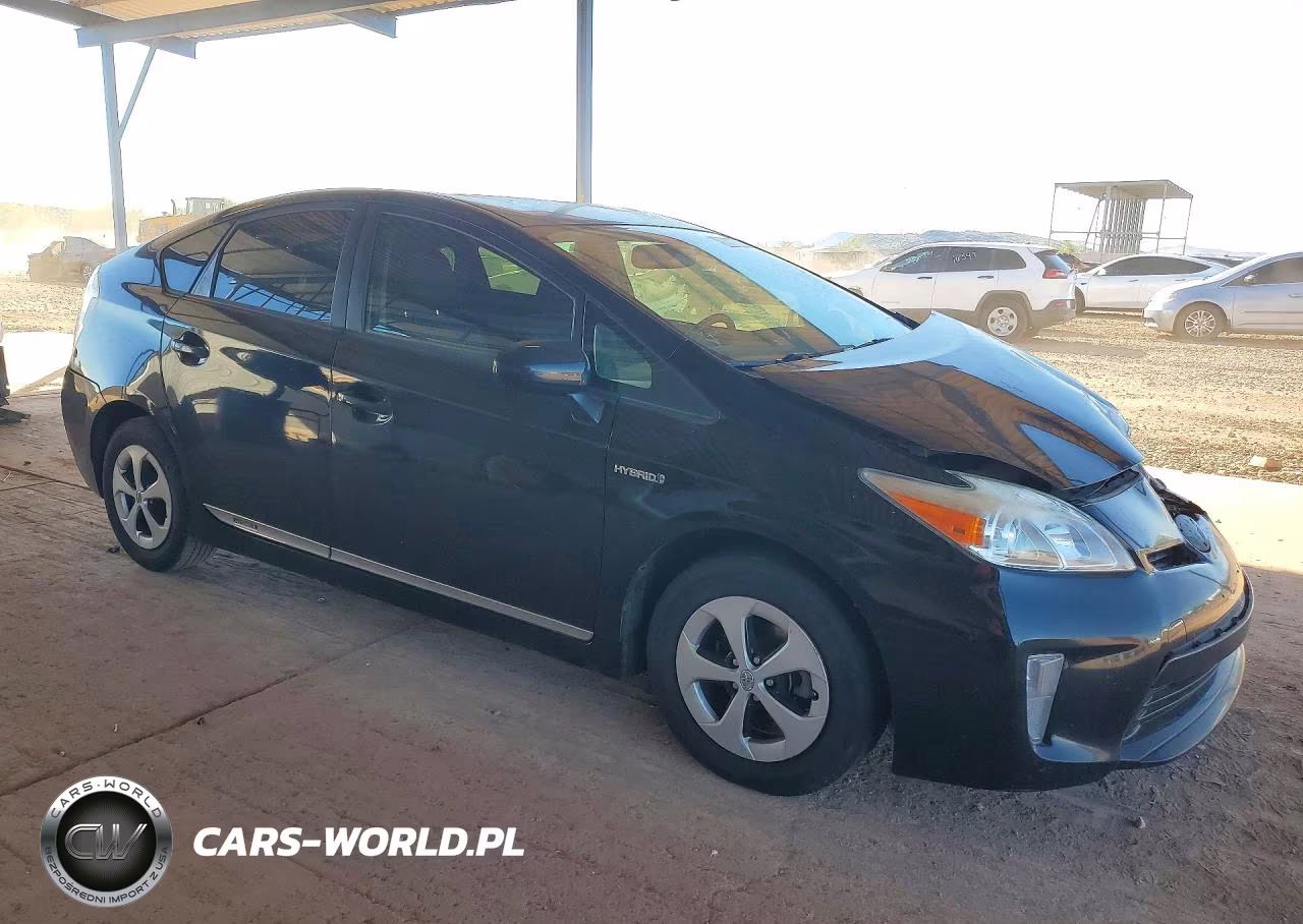 2013 Toyota Prius Four VIN:JTDKN3DU9D0349933 - 4