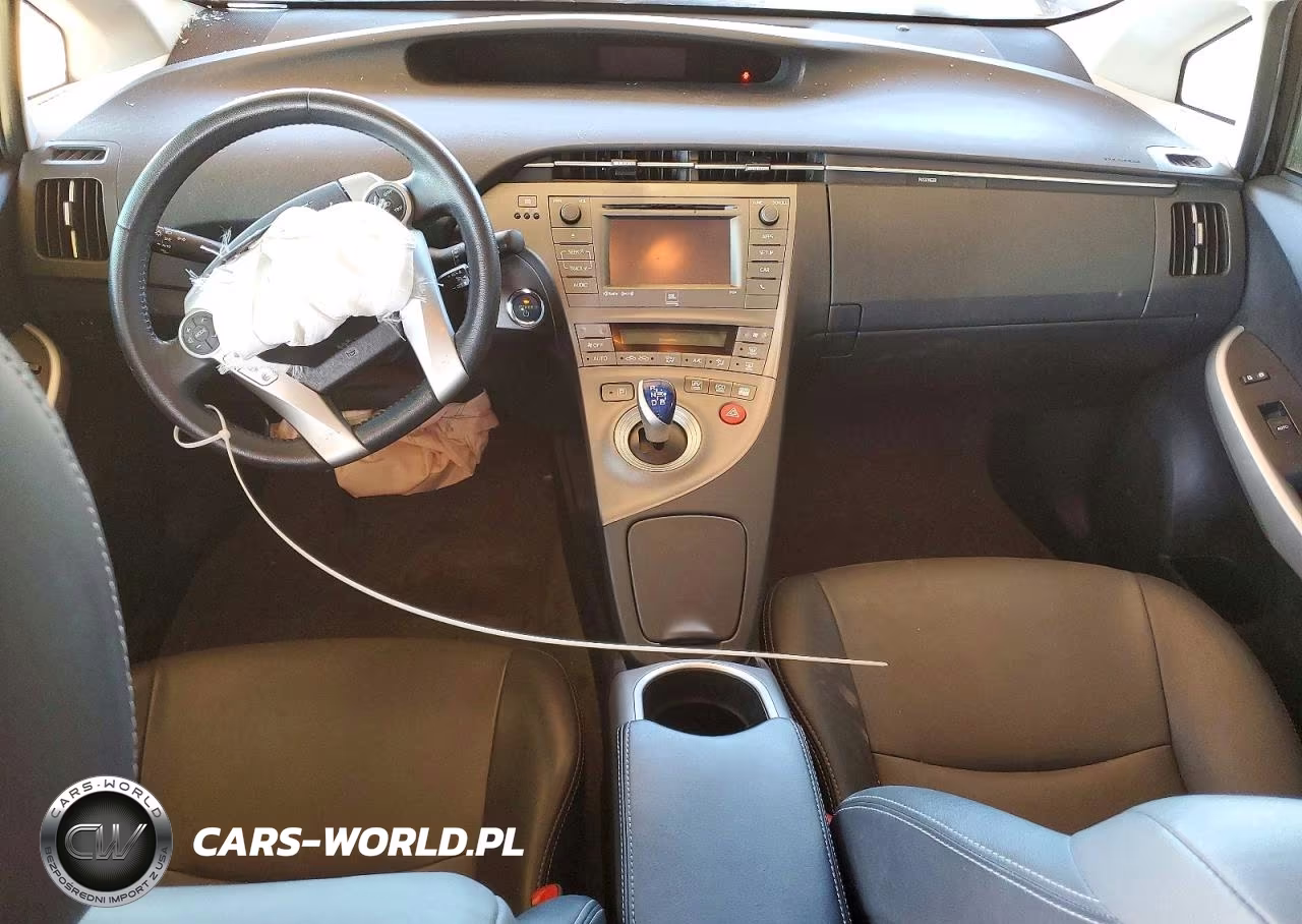 2013 Toyota Prius Four VIN:JTDKN3DU9D0349933 - 8