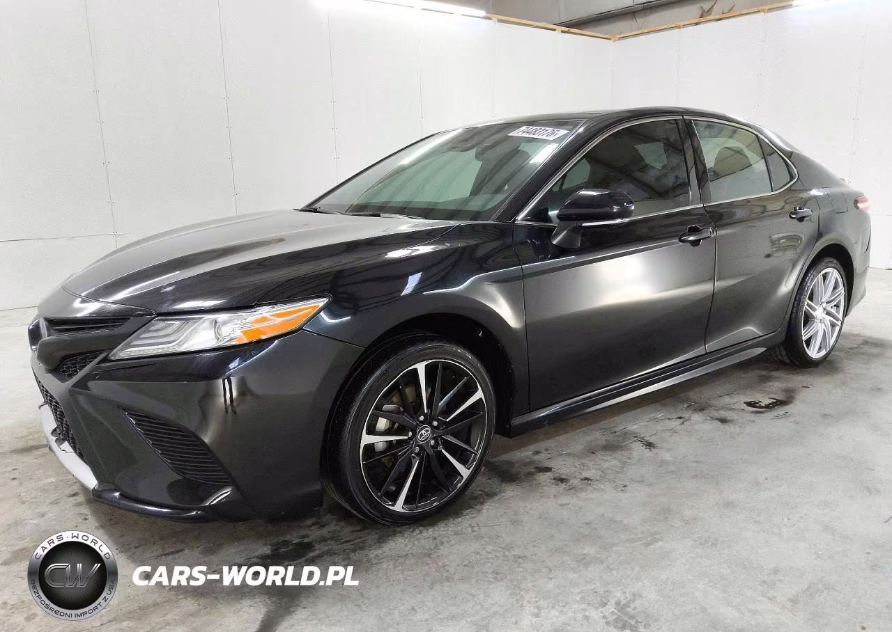 2020 Toyota Camry Xse – zdjęcie 1 z 13