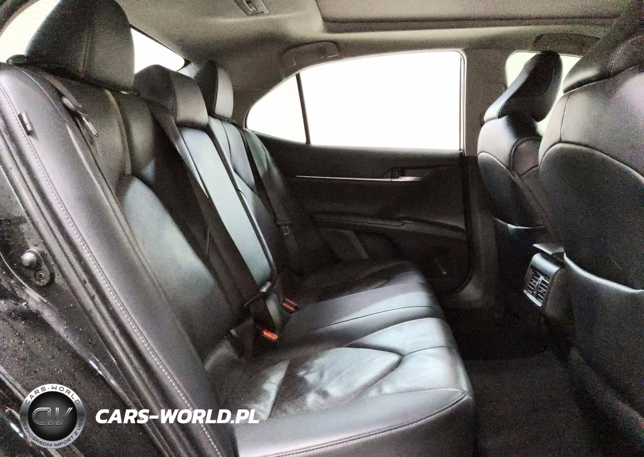 2020 Toyota Camry Xse VIN:4T1K61AKXLU306533 - 10