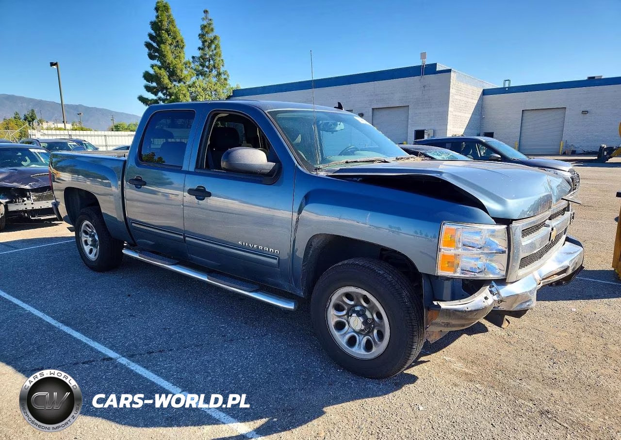 2011 Chevrolet Silverado C1500 Ls VIN:3GCPCREA2BG401091 - 4