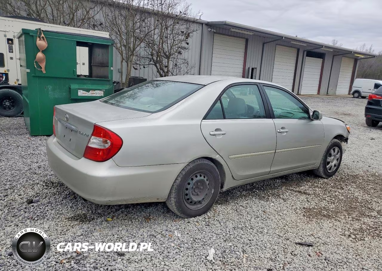 2003 Toyota Camry Le VIN:4T1BE32K83U222031 - 3