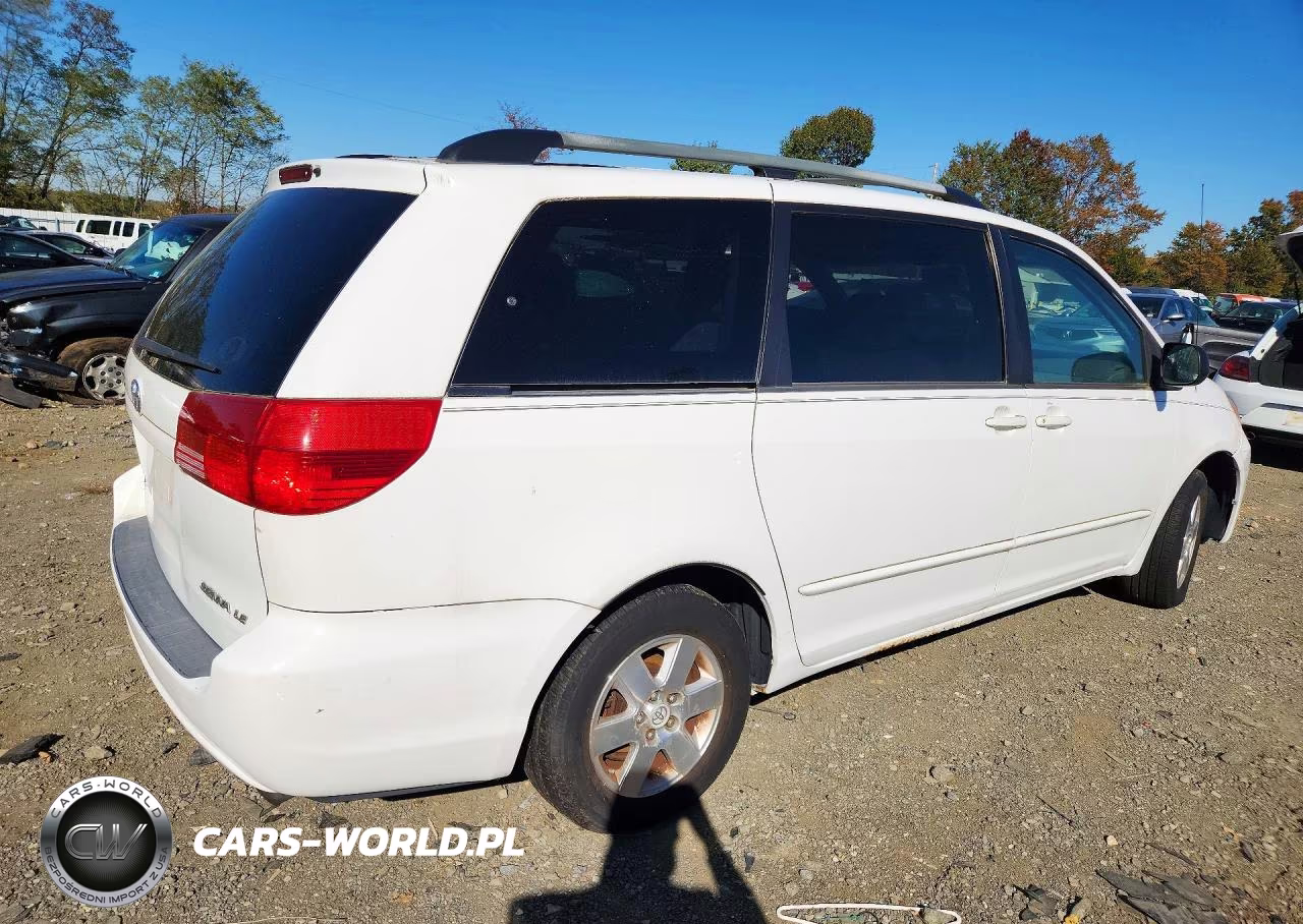 2004 Toyota Sienna Le 7 Passenger VIN:5TDZA23C44S114303 - 3