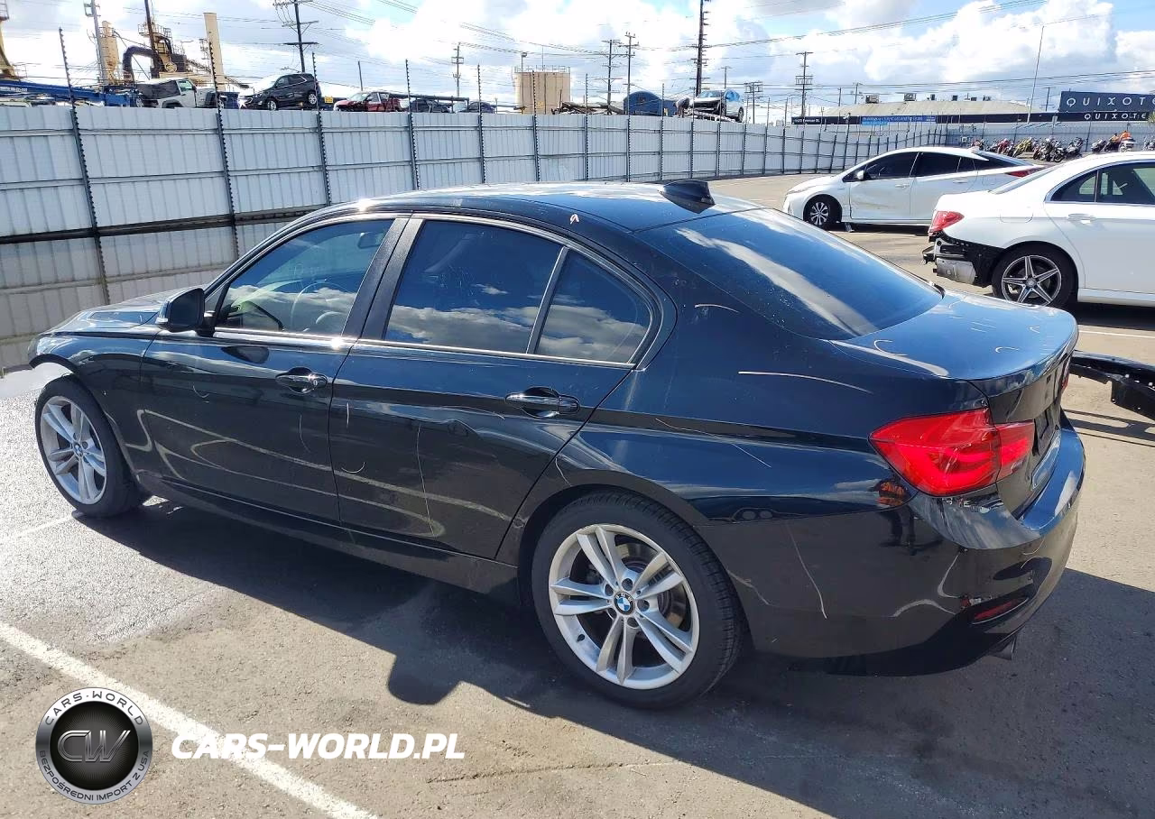 2017 BMW 320 I VIN:WBA8E1G33HNU17117 - 2