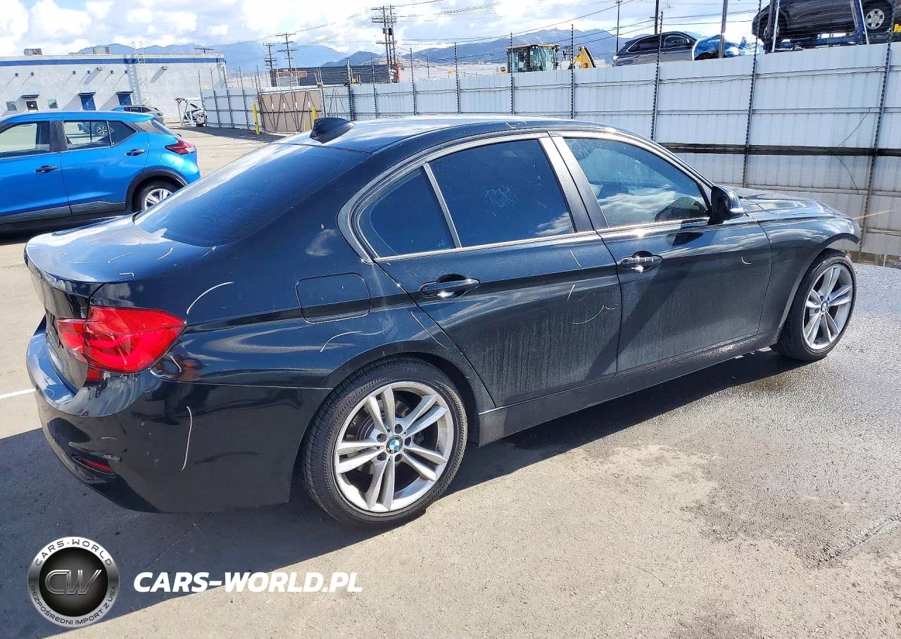 2017 BMW 320 I VIN:WBA8E1G33HNU17117 - 3