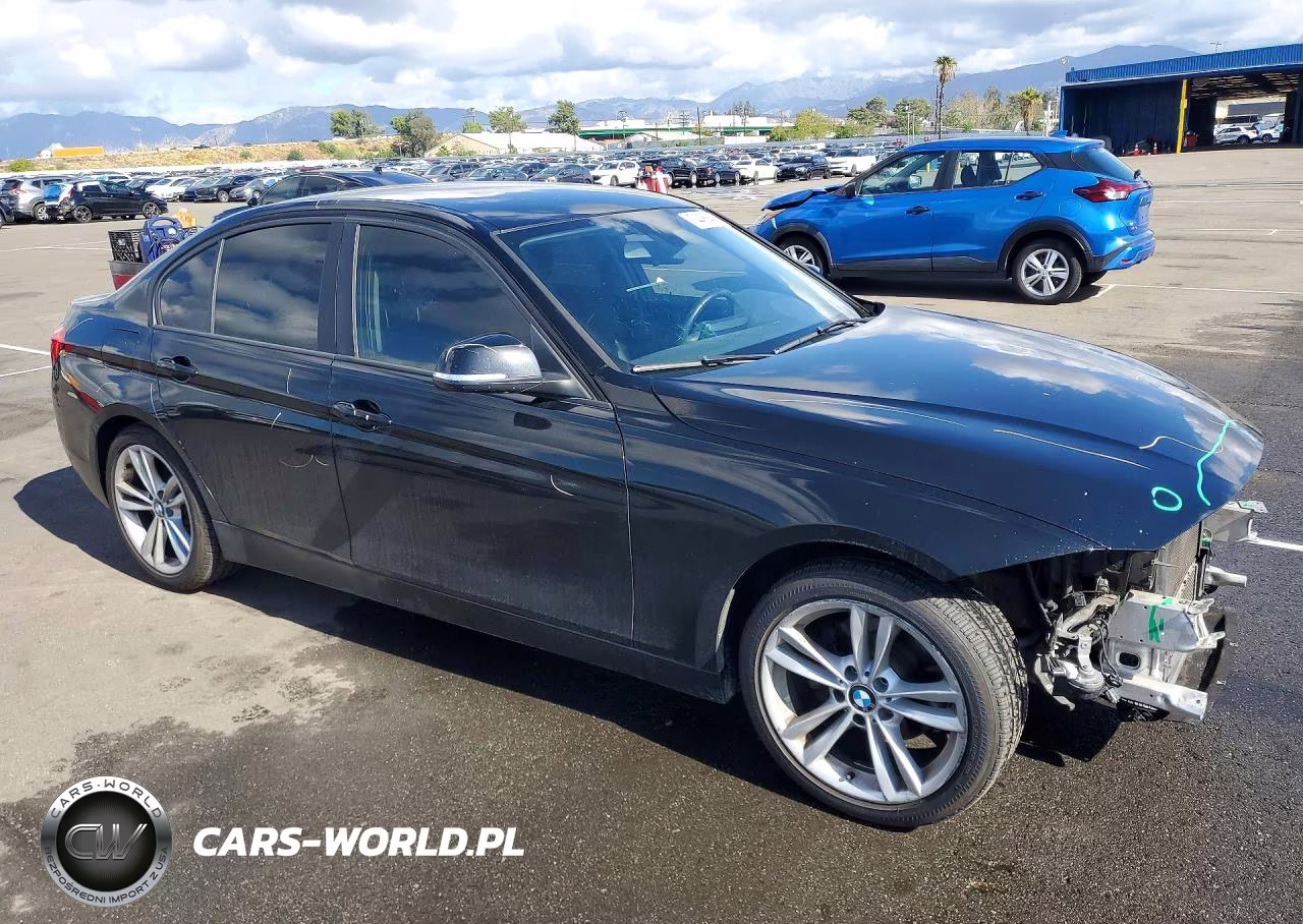 2017 BMW 320 I VIN:WBA8E1G33HNU17117 - 4