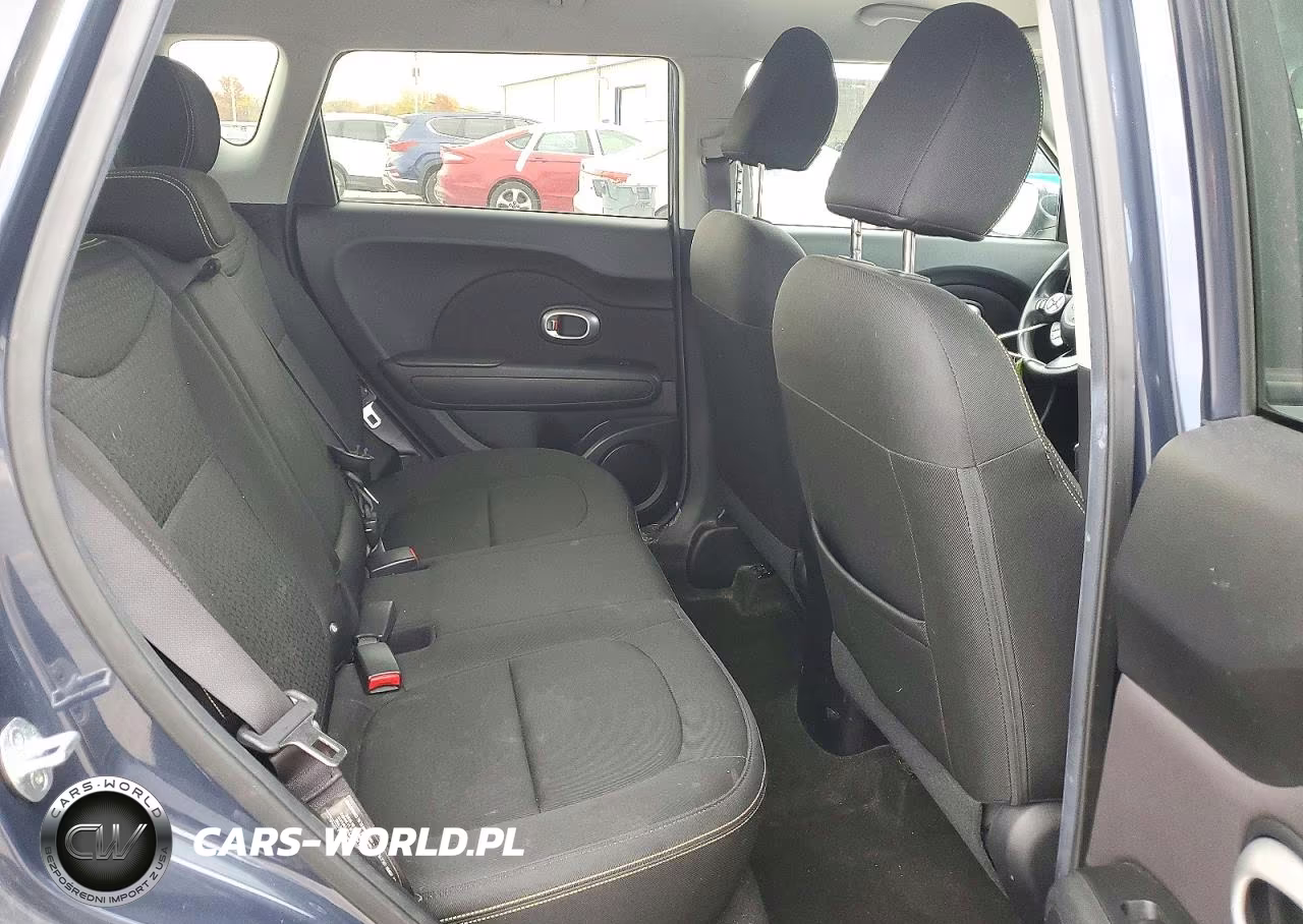 2015 Kia Soul + VIN:KNDJP3A5XF7184732 - 11