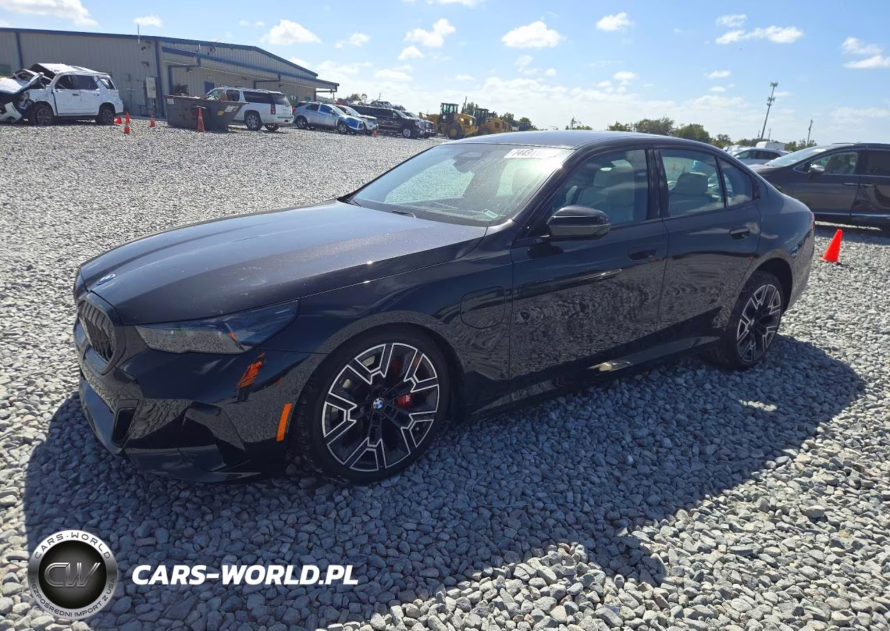 2026 BMW 550 Xe