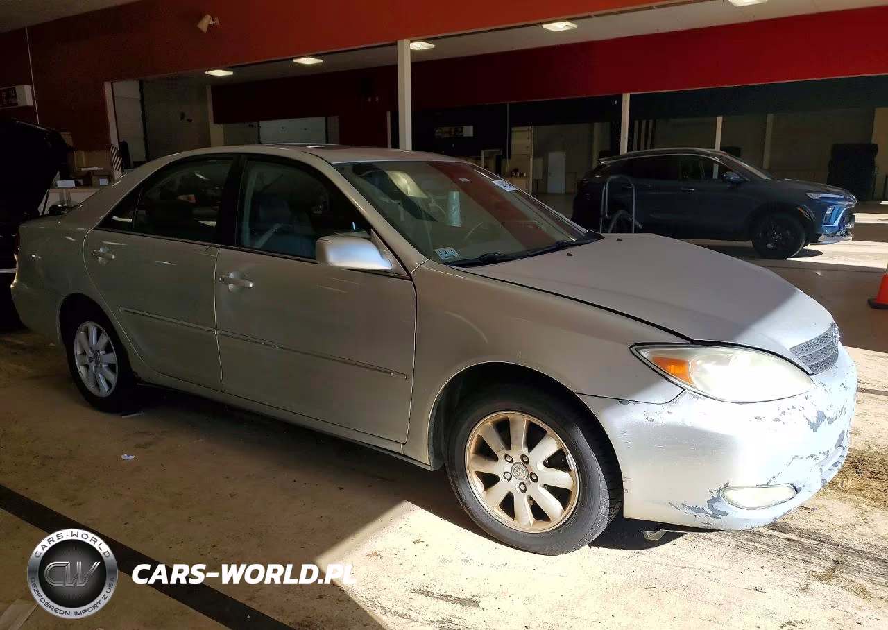 2004 Toyota Camry Xle V6 VIN:4T1BF30K24U080079 - 4