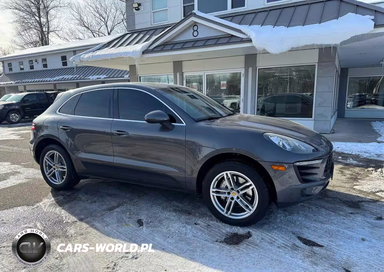 2015 Porsche Macan S