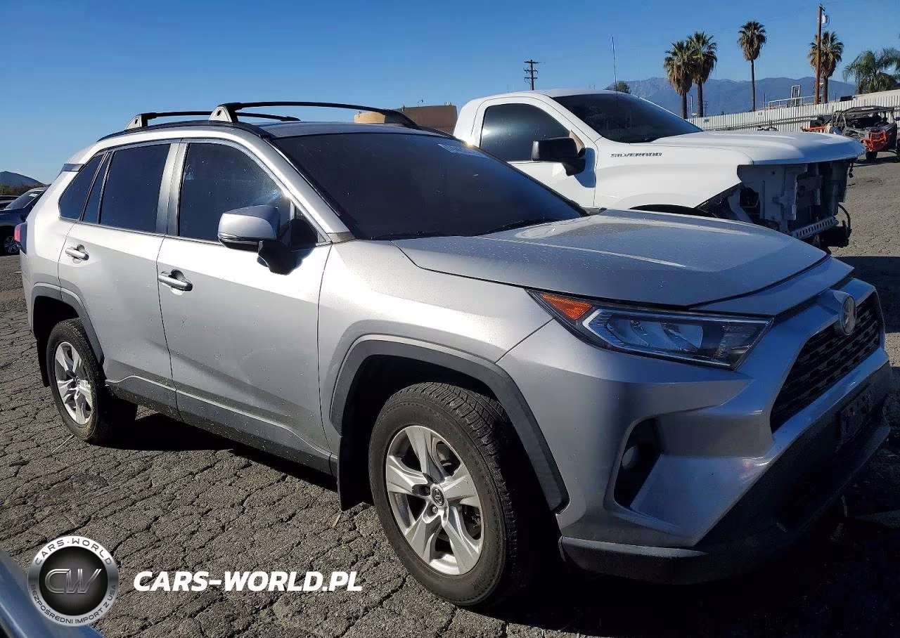2021 Toyota Rav4 Xle VIN:2T3W1RFV0MW110773 - 4