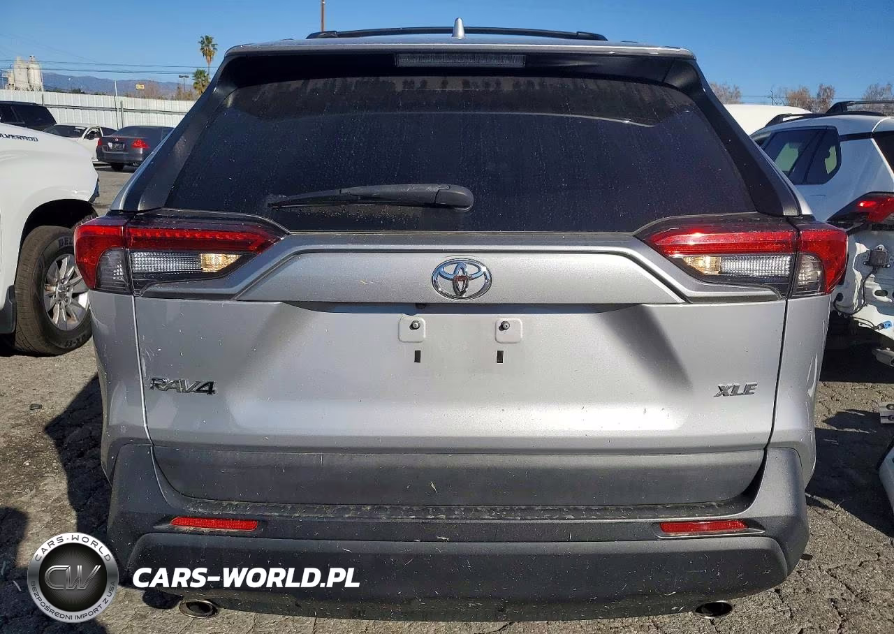 2021 Toyota Rav4 Xle VIN:2T3W1RFV0MW110773 - 6