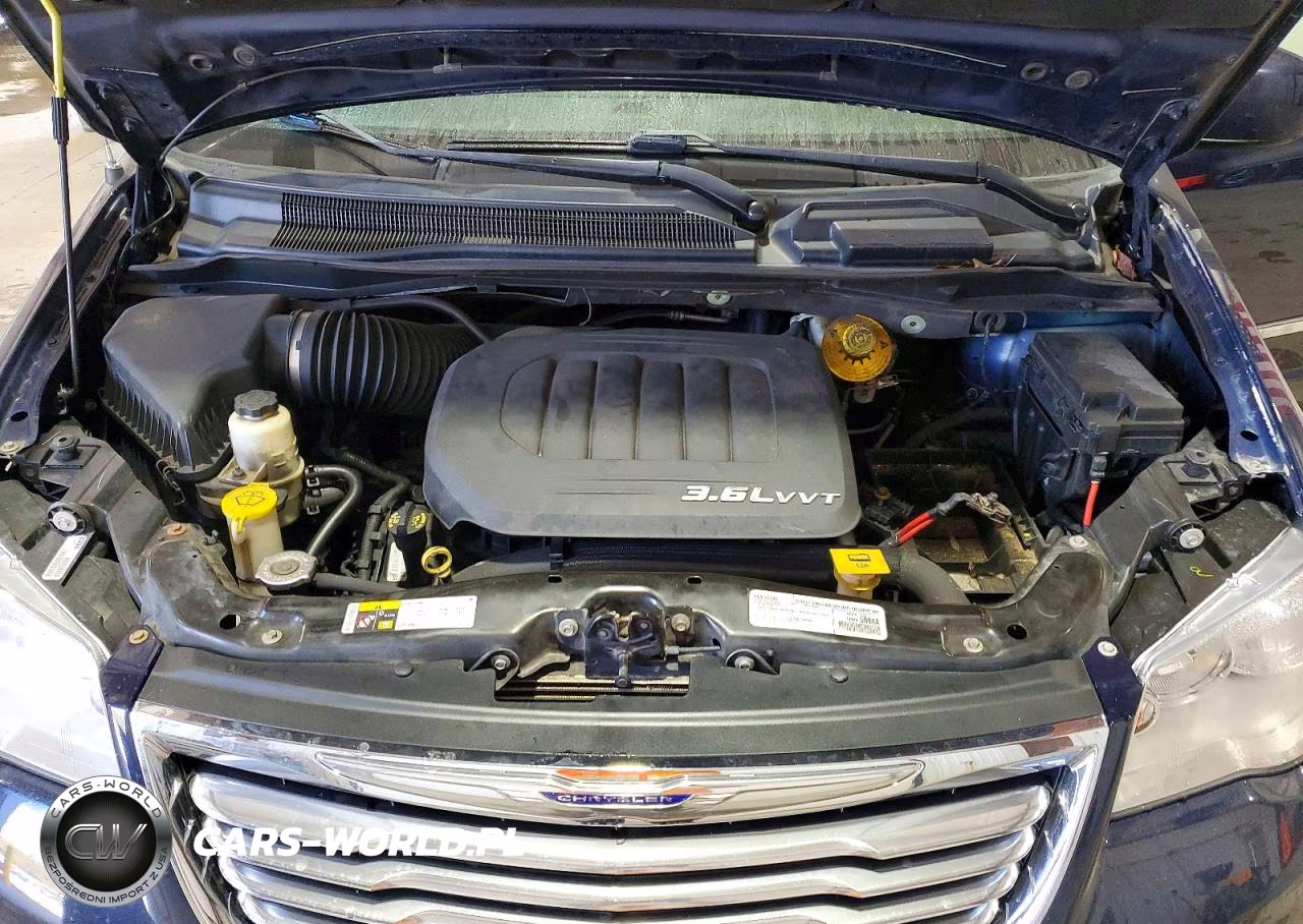 2016 Chrysler Town & Country Touring VIN:2C4RC1BG8GR157516 - 12