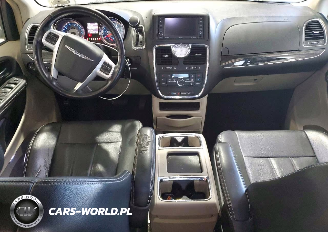 2016 Chrysler Town & Country Touring VIN:2C4RC1BG8GR157516 - 8