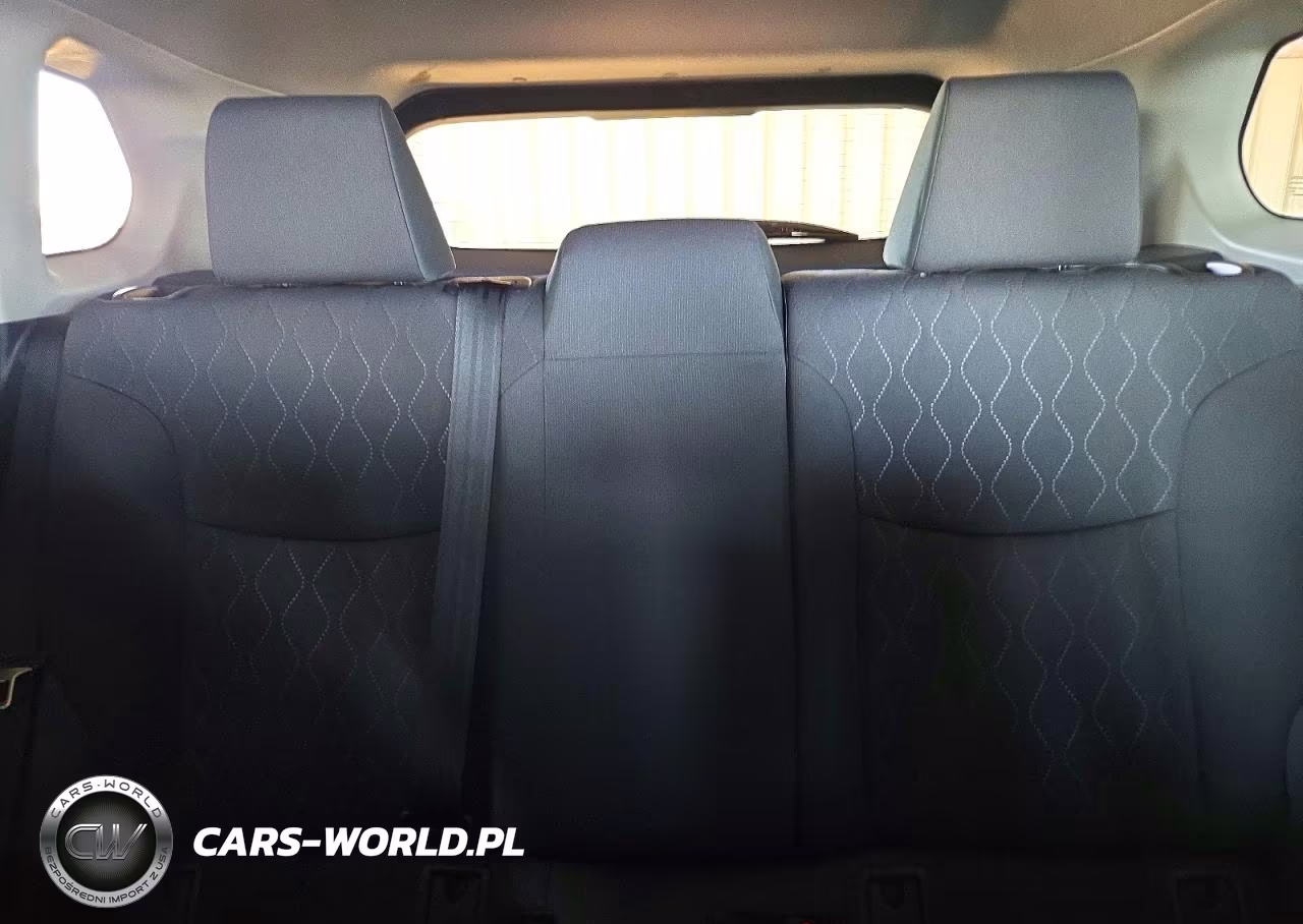 2026 Toyota Corolla Cross Le VIN:7MUBAAAGXTV215061 - 10