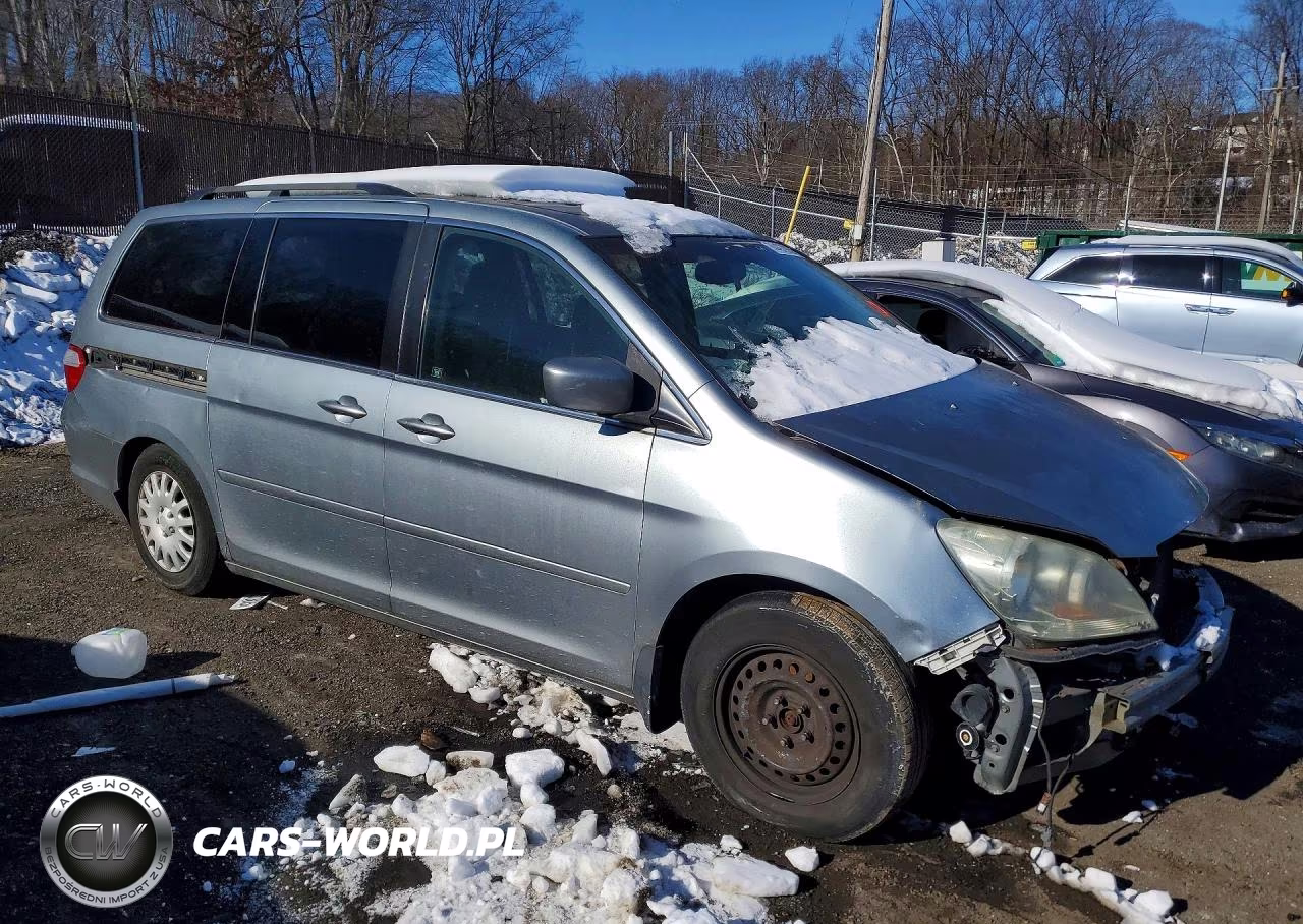 2005 Honda Odyssey Touring VIN:5FNRL38845B128700 - 4