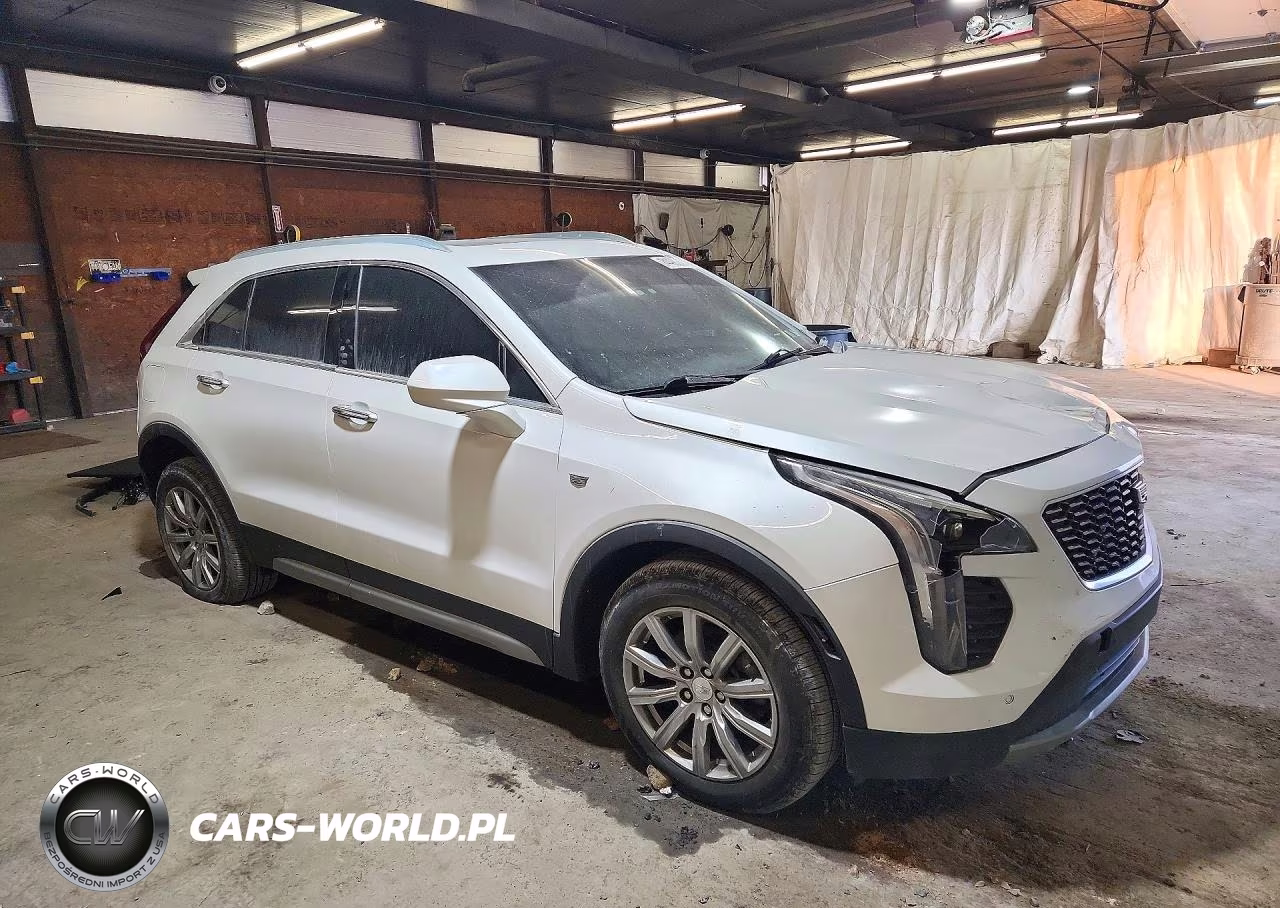 2020 Cadillac Xt4 Premium Luxury VIN:1GYFZDR4XLF005019 - 4