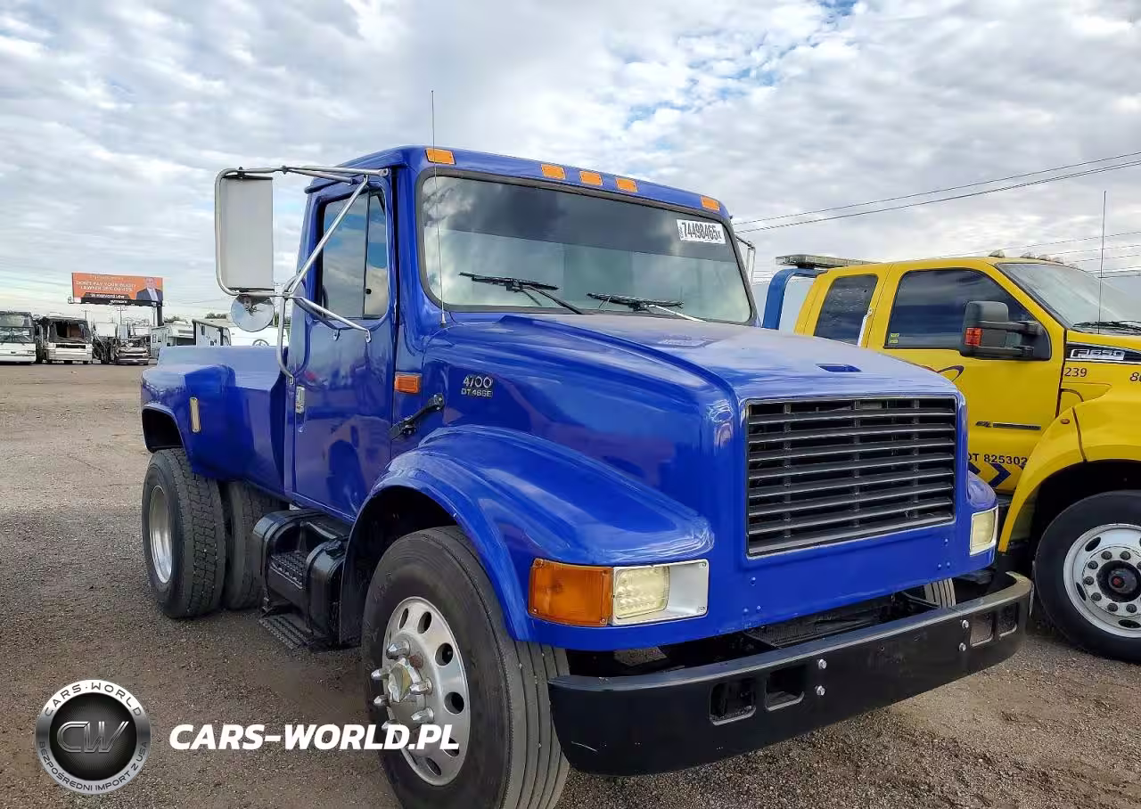1999 International 4000 4900
