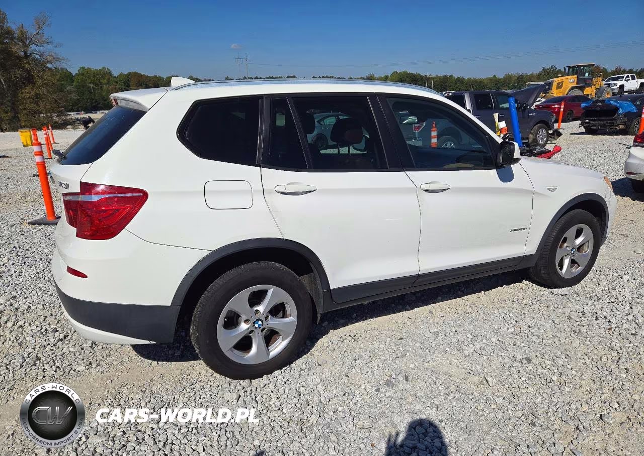 2011 BMW X3 xDrive28I VIN:5UXWX5C50BL703060 - 3