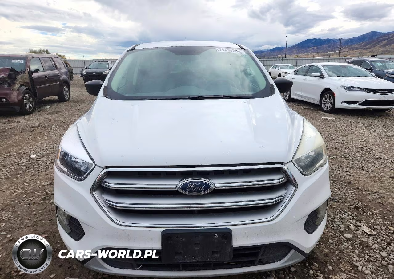 2017 Ford Escape Se VIN:1FMCU9G96HUA28332 - 5