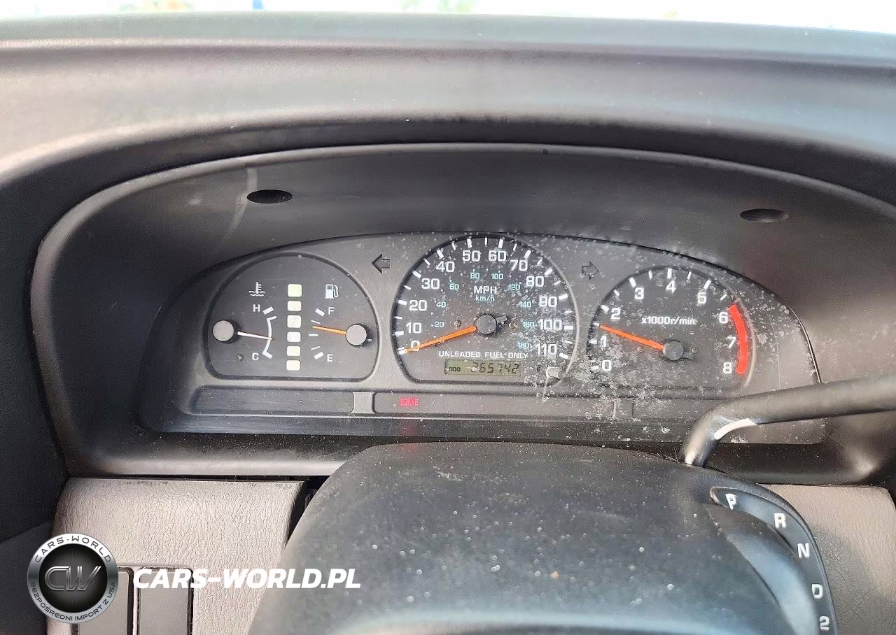 2000 Nissan Frontier Xe VIN:1N6DD21S5YC328765 - 9