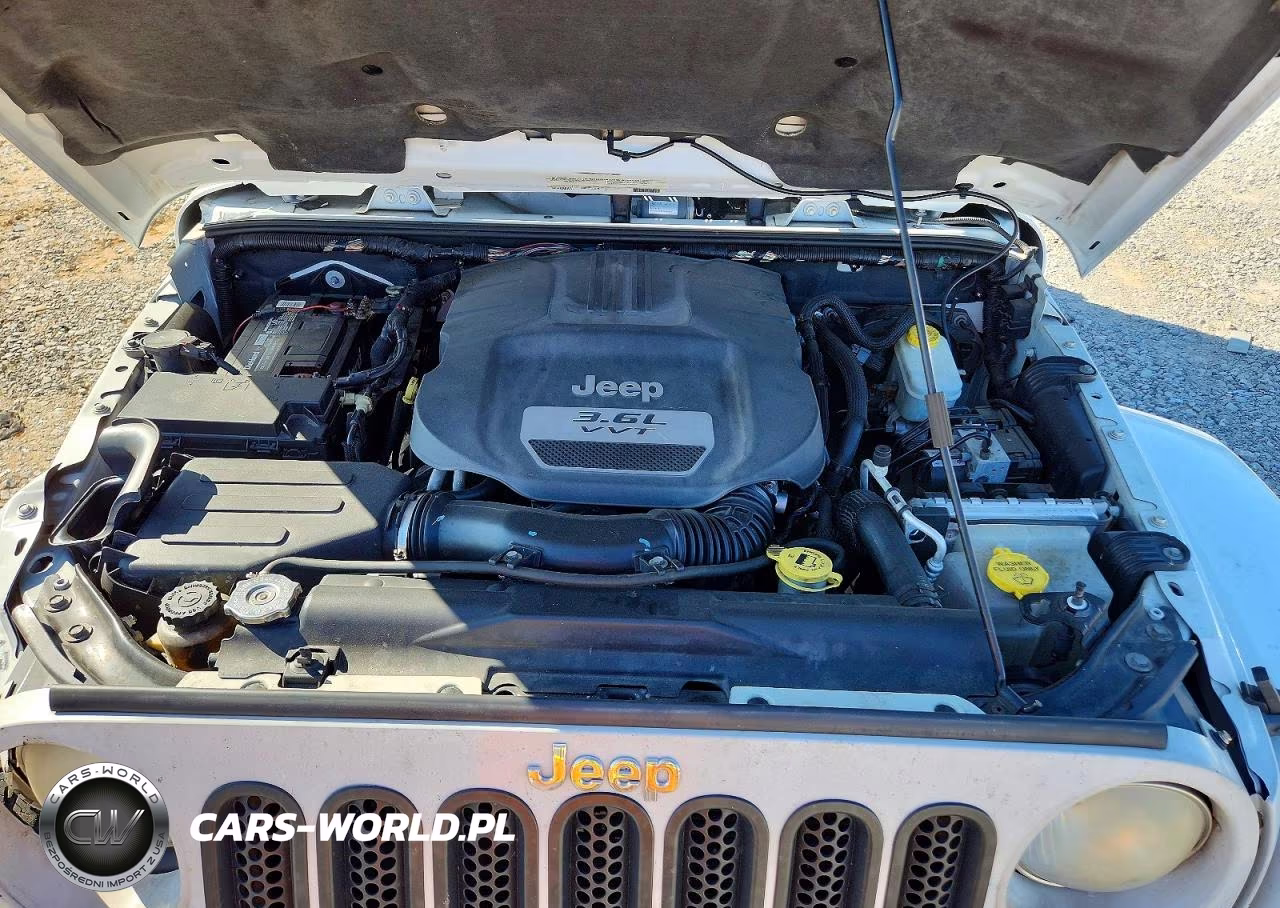 2012 Jeep Wrangler Unlimited Sahara VIN:1C4HJWEG9CL279685 - 12