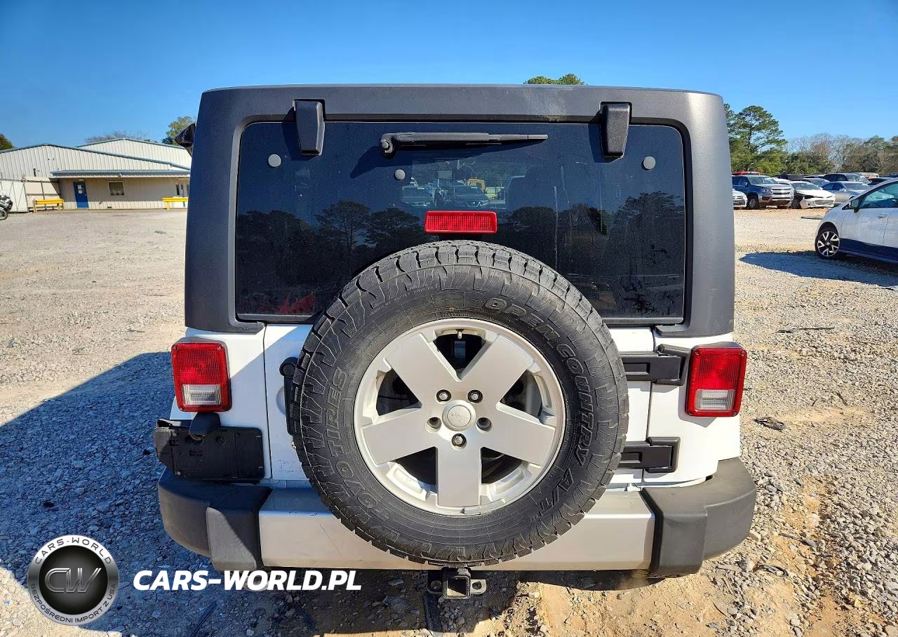 2012 Jeep Wrangler Unlimited Sahara VIN:1C4HJWEG9CL279685 - 6