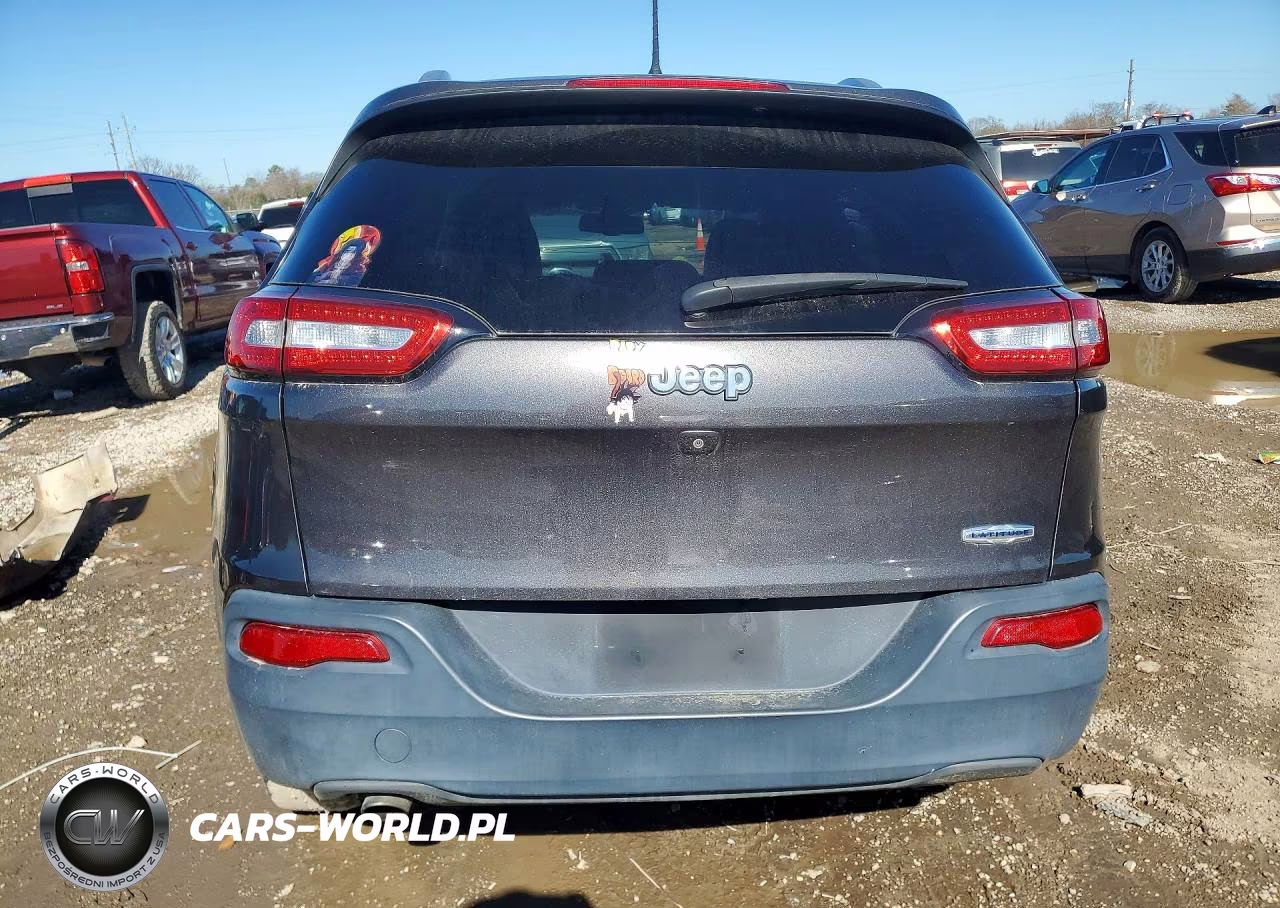 2018 Jeep Cherokee Latitude Plus VIN:1C4PJLLB2JD510970 - 6