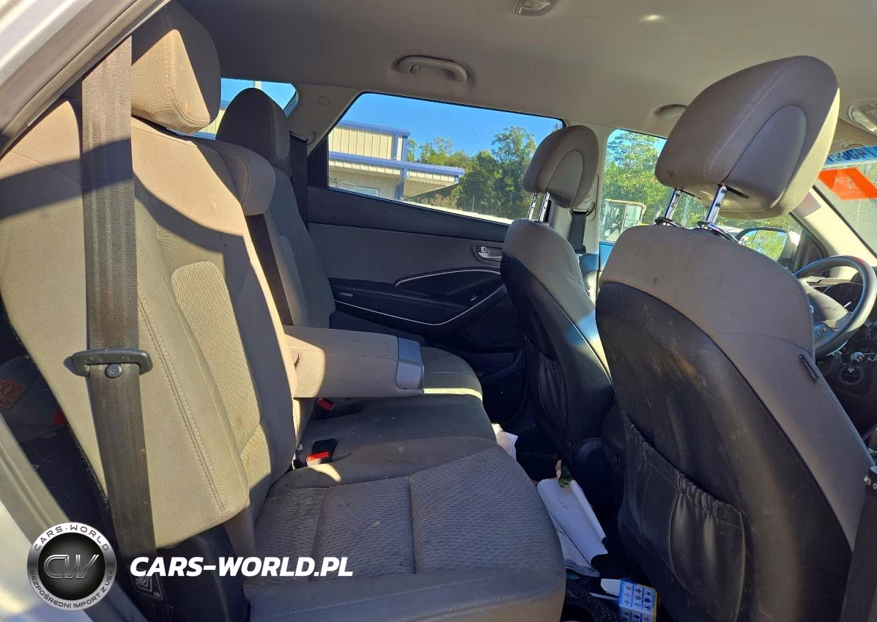 2017 Hyundai Santa Fe Se VIN:KM8SM4HF0HU182635 - 11