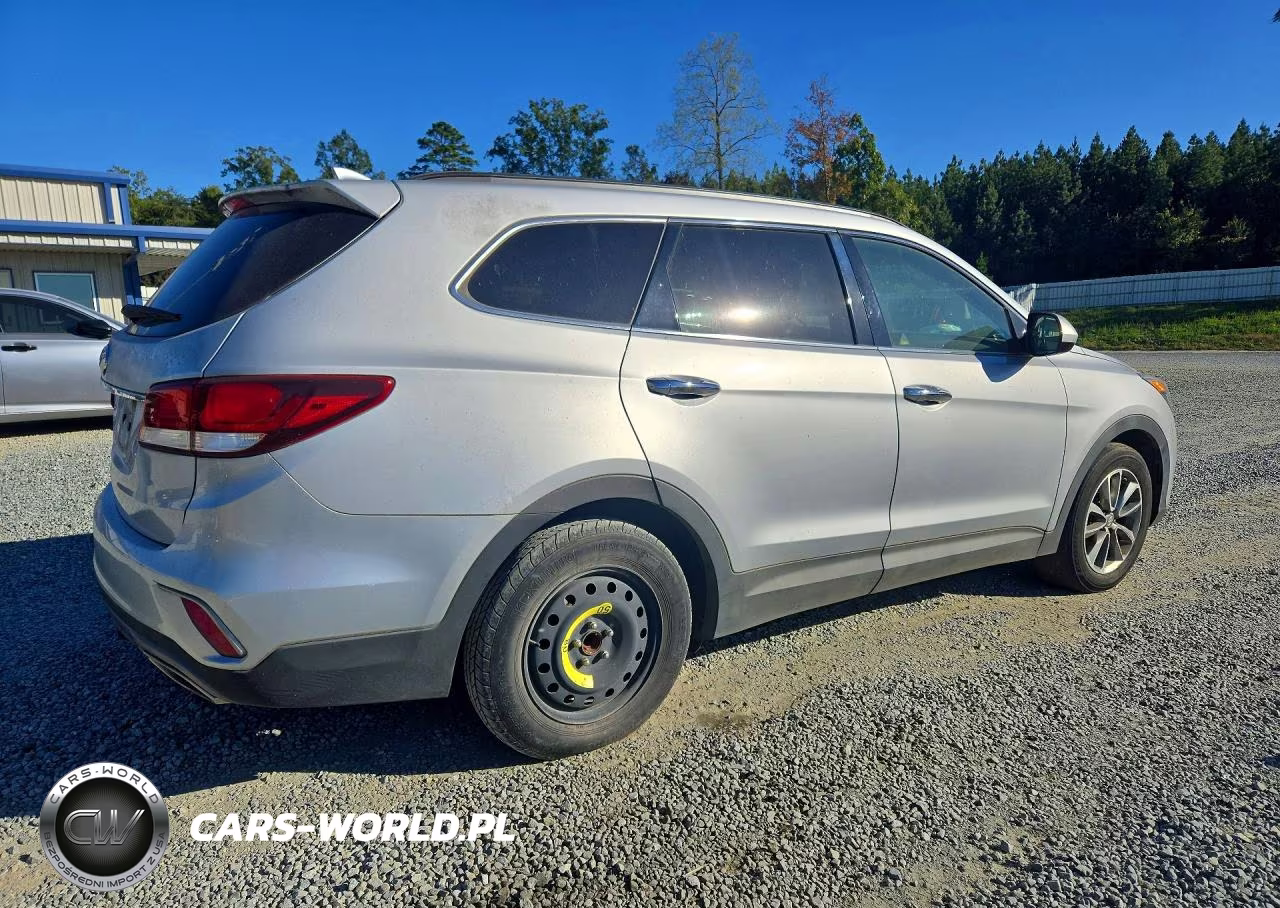 2017 Hyundai Santa Fe Se VIN:KM8SM4HF0HU182635 - 3
