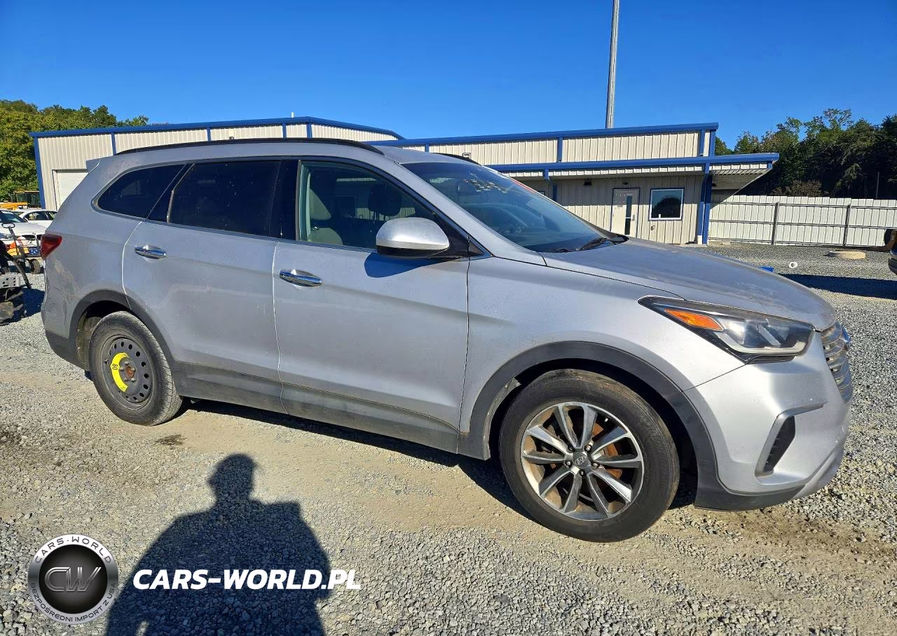 2017 Hyundai Santa Fe Se VIN:KM8SM4HF0HU182635 - 4