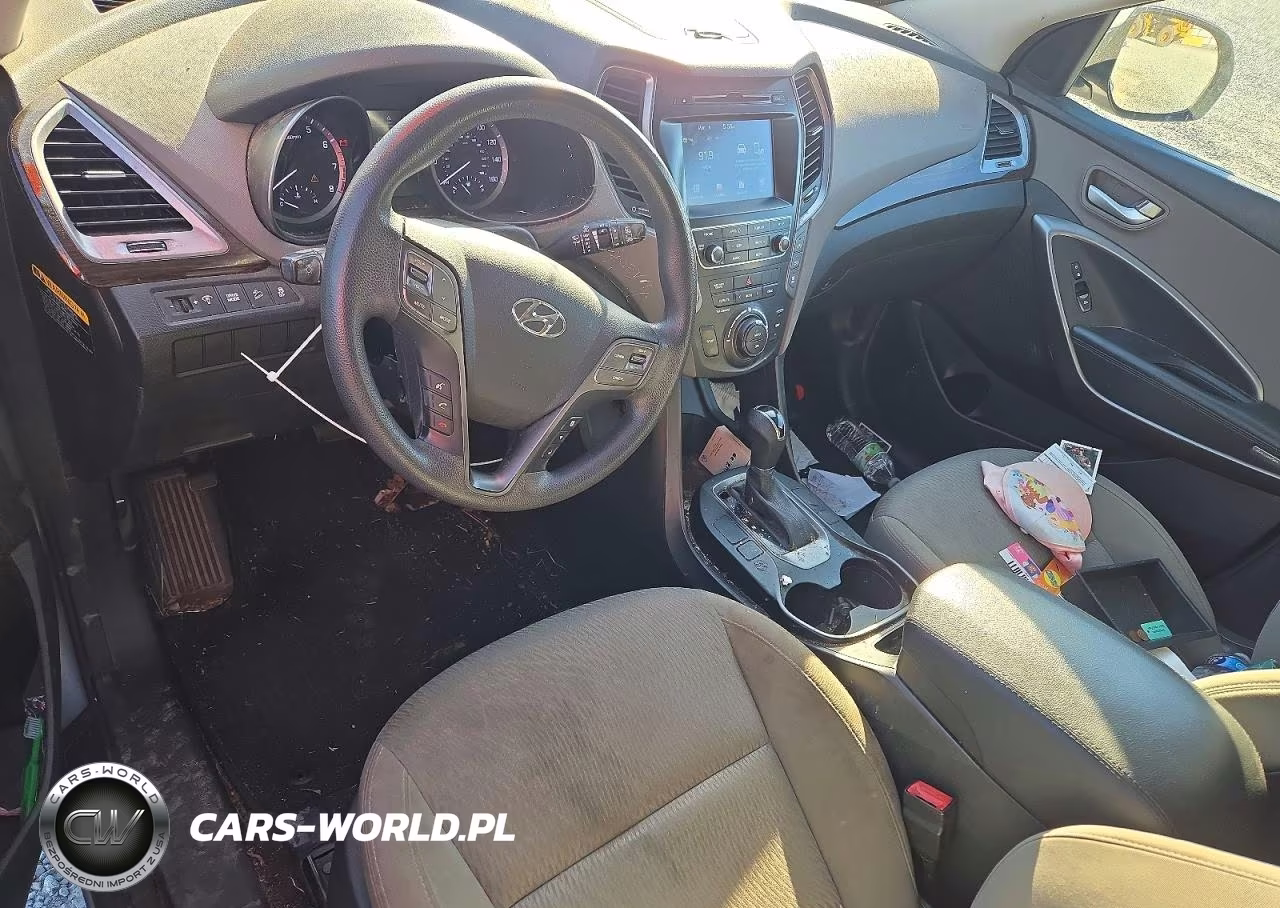 2017 Hyundai Santa Fe Se VIN:KM8SM4HF0HU182635 - 8
