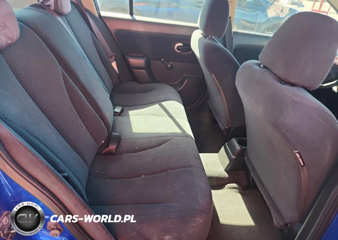 2010 Nissan Versa 1.8 S VIN:3N1BC1CP8AL375396 - 10