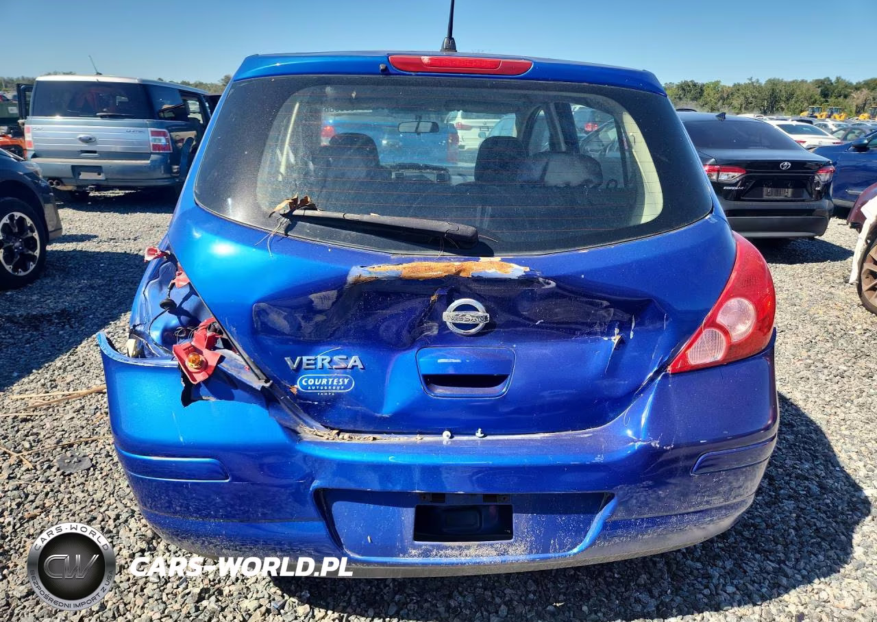 2010 Nissan Versa 1.8 S VIN:3N1BC1CP8AL375396 - 6