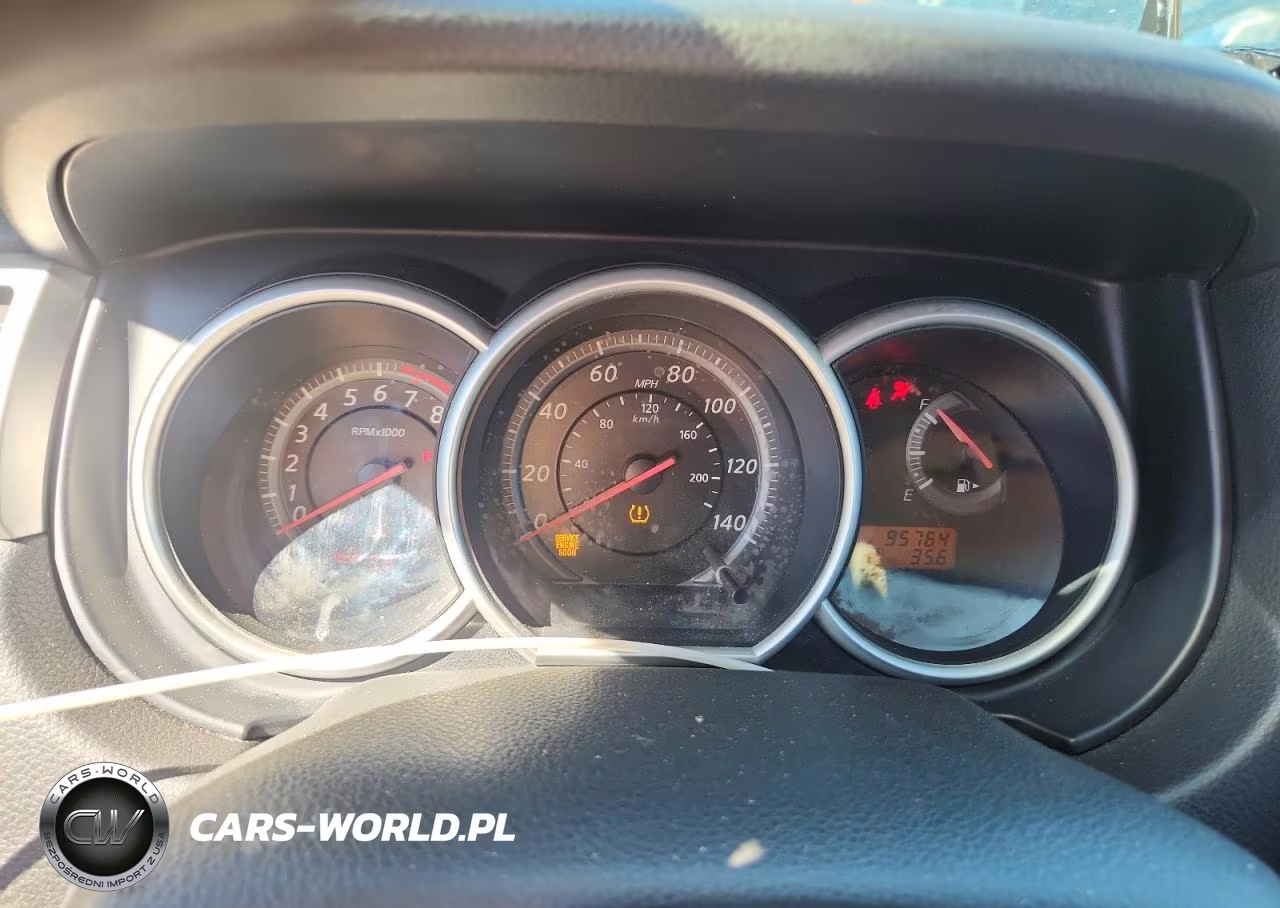 2010 Nissan Versa 1.8 S VIN:3N1BC1CP8AL375396 - 9