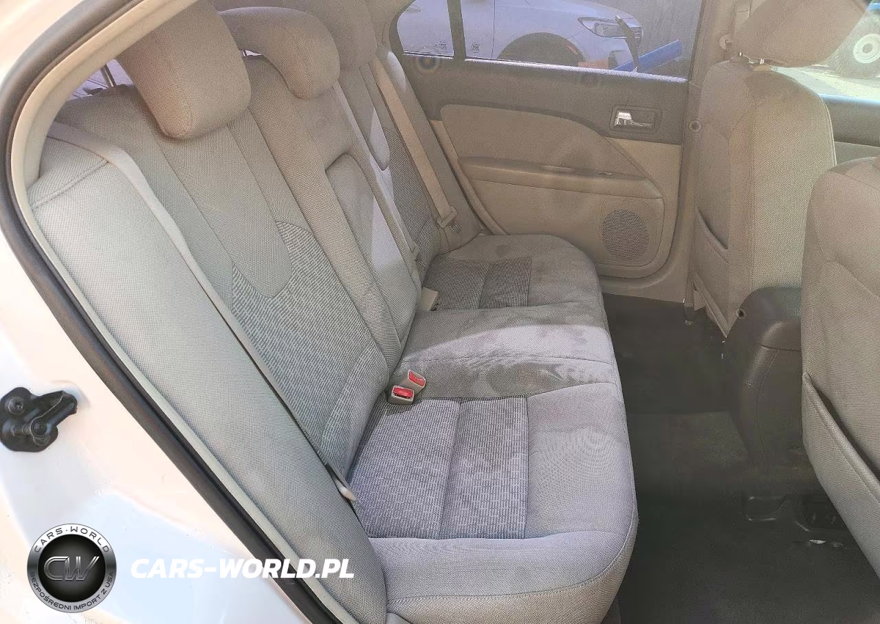 2010 Ford Fusion Se VIN:3FAHP0HA8AR182341 - 10