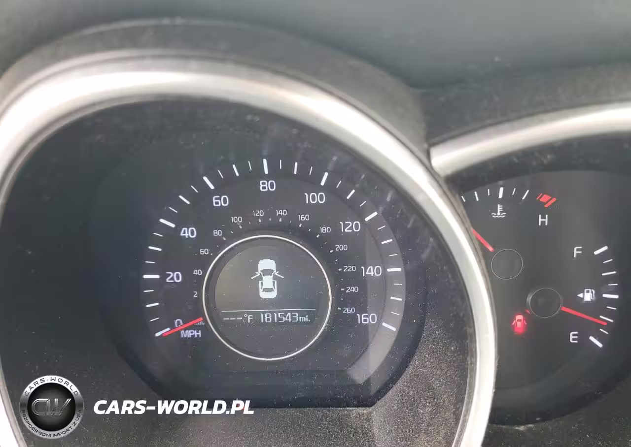 2015 Kia Optima Lx VIN:5XXGM4A74FG419269 - 9