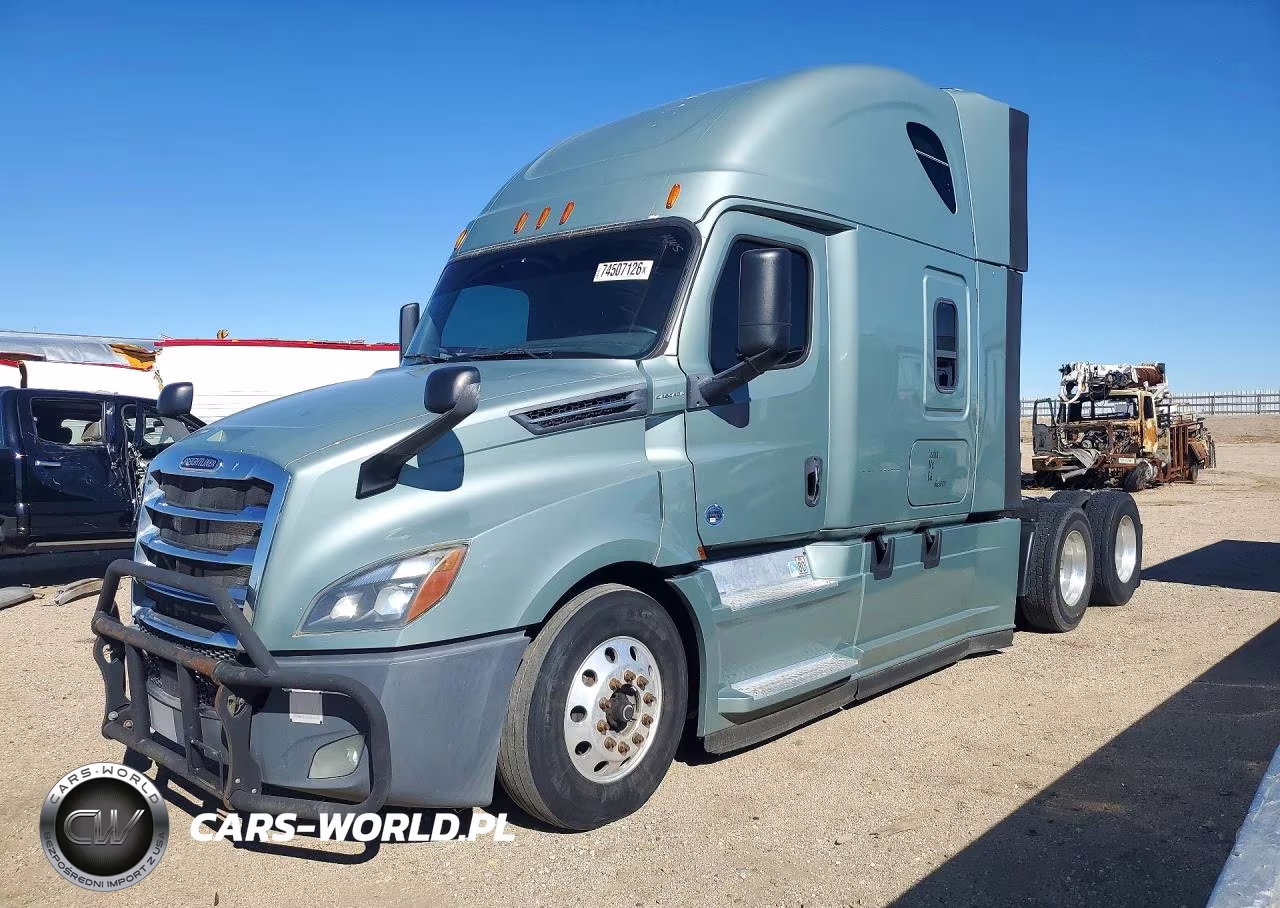 2018 Freightliner Cascadia 126 VIN:3AKJHHDR8JSHU5647 - 1