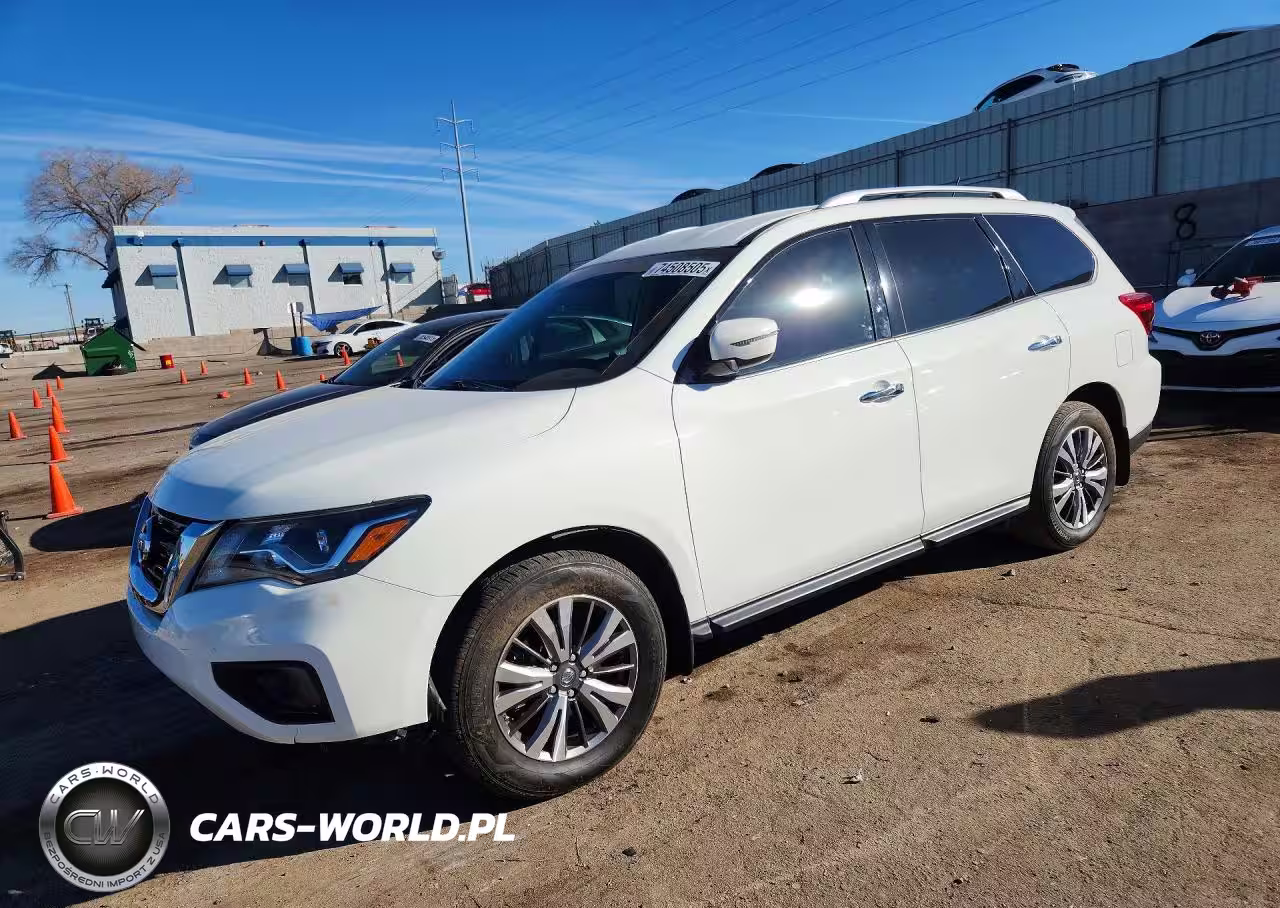 2018 Nissan Pathfinder S