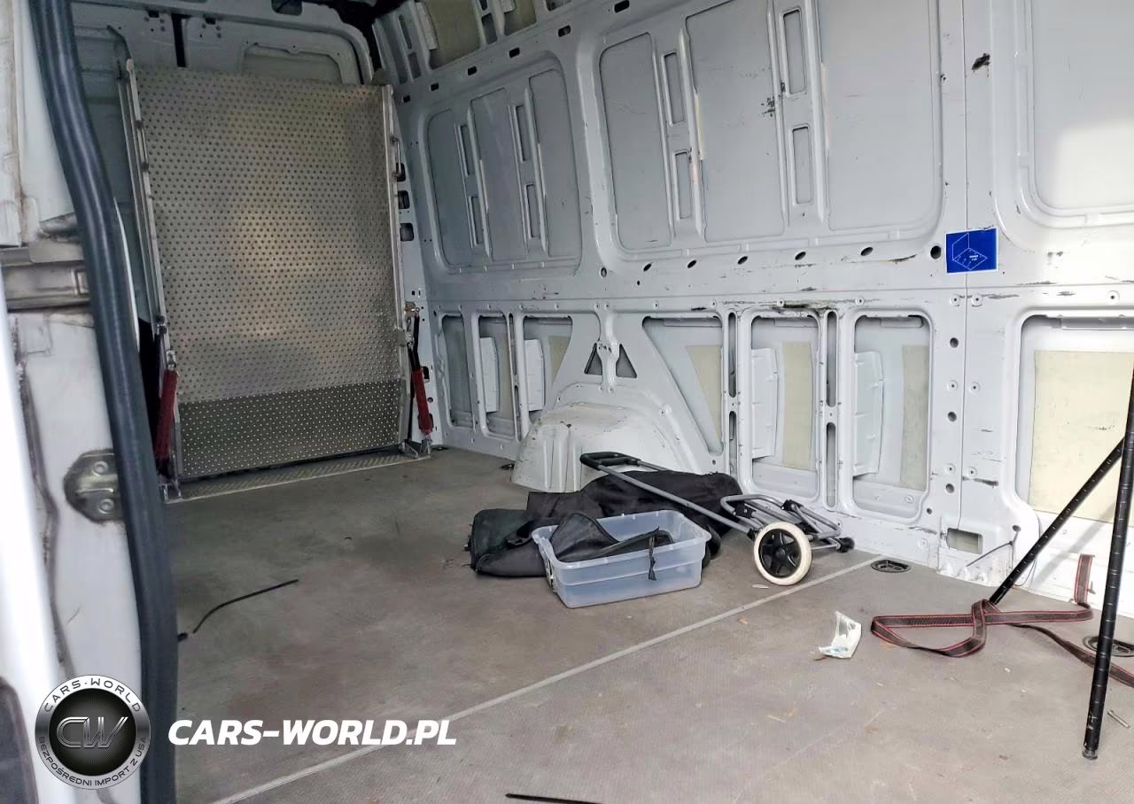 2019 Mercedes Benz Sprinter 2500 Delivery Van VIN:W1W40CHY8KT018460 - 10