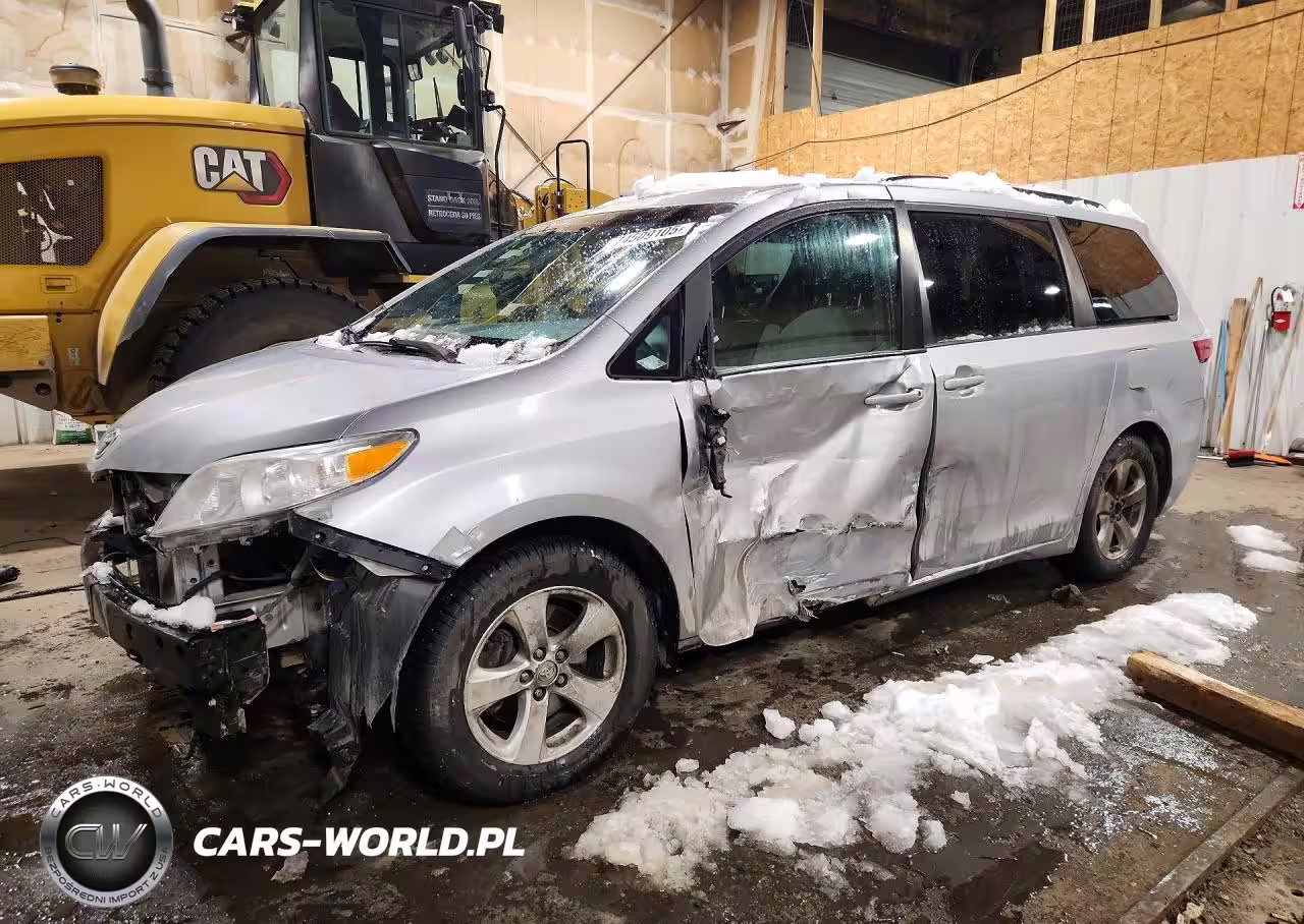 2015 Toyota Sienna Le