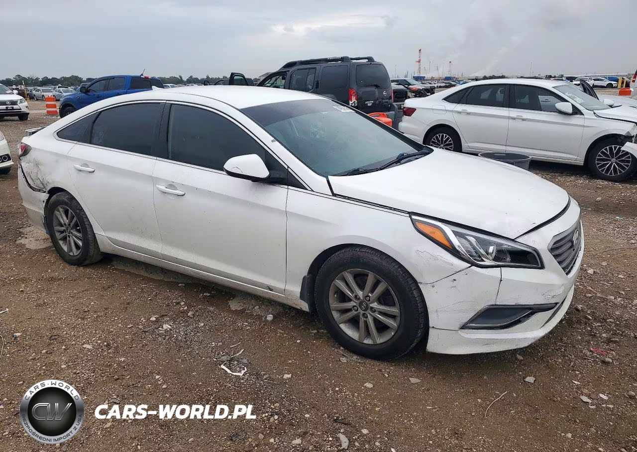 2016 Hyundai Sonata VIN:5NPE24AF5GH413622 - 4