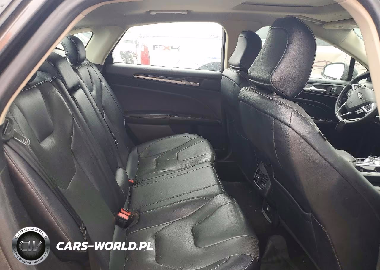 2020 Ford Fusion Titanium VIN:3FA6P0D90LR137254 - 10