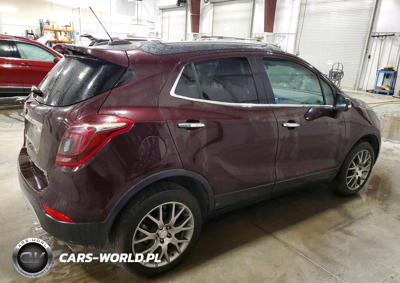 2018 Buick Encore Sport Touring VIN:KL4CJ2SB3JB610978 - 3