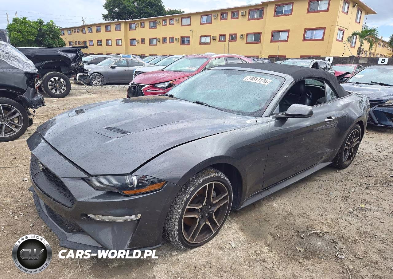 2018 Ford Mustang VIN:1FATP8UH7J5167523 - 1