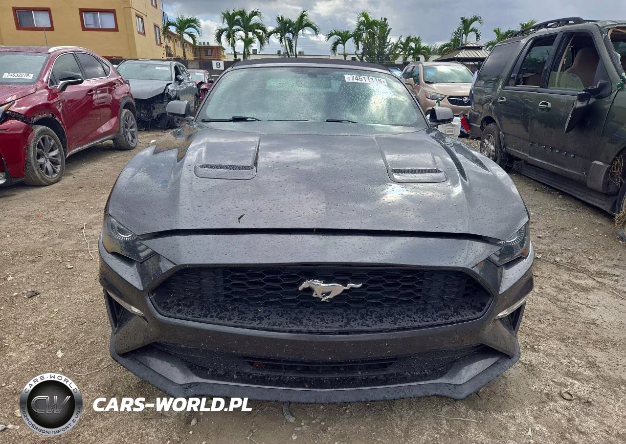 2018 Ford Mustang VIN:1FATP8UH7J5167523 - 4