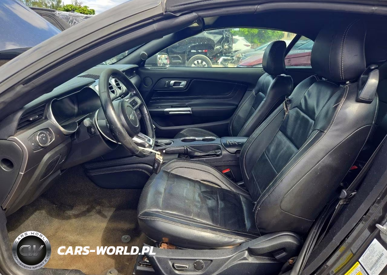 2018 Ford Mustang VIN:1FATP8UH7J5167523 - 6