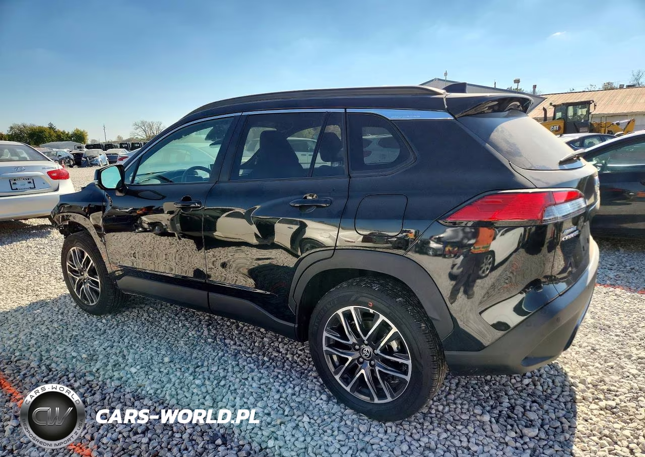2026 Toyota Corolla Cross Xle VIN:7MUDAABG6TV148885 - 2