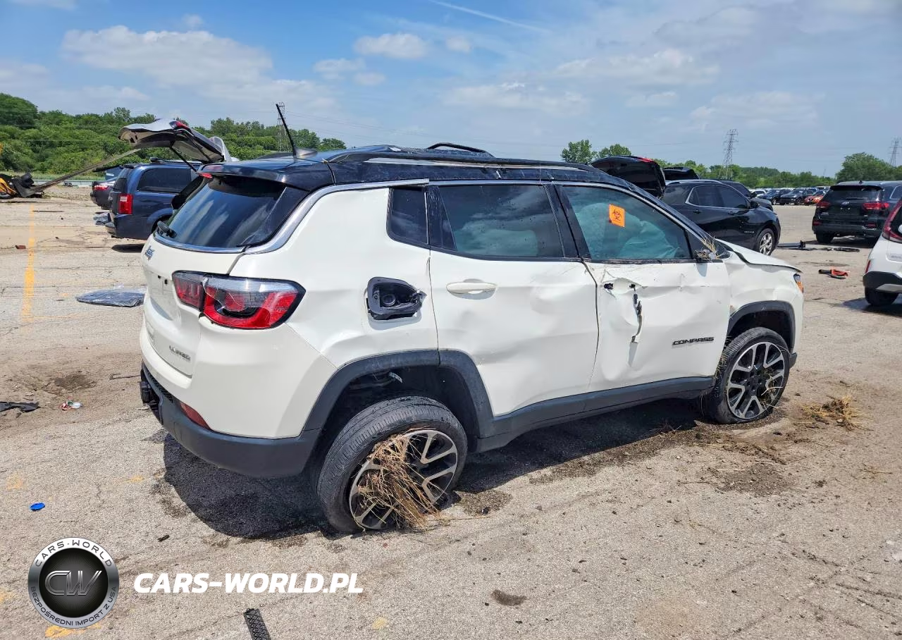 2018 Jeep Compass Limited VIN:3C4NJDCB7JT350642 - 3